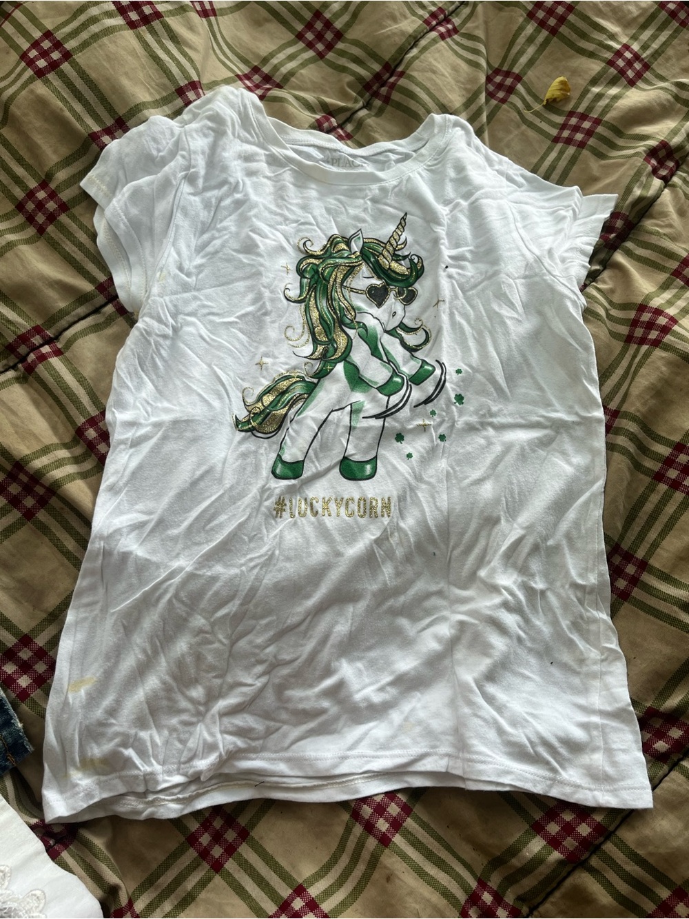 The Children's Place White Unicorn Graphic Tee with Green and Gold Accents